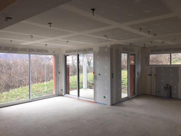 interior painting roller wall