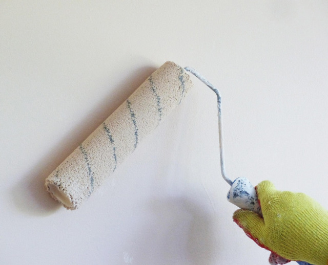 interior painting roller wall